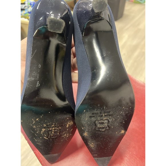 STUART WEITZMAN AUTH Vintage Women's Size 8.5 Capricorn Navy Crepe Pumps - Picture 3 of 8